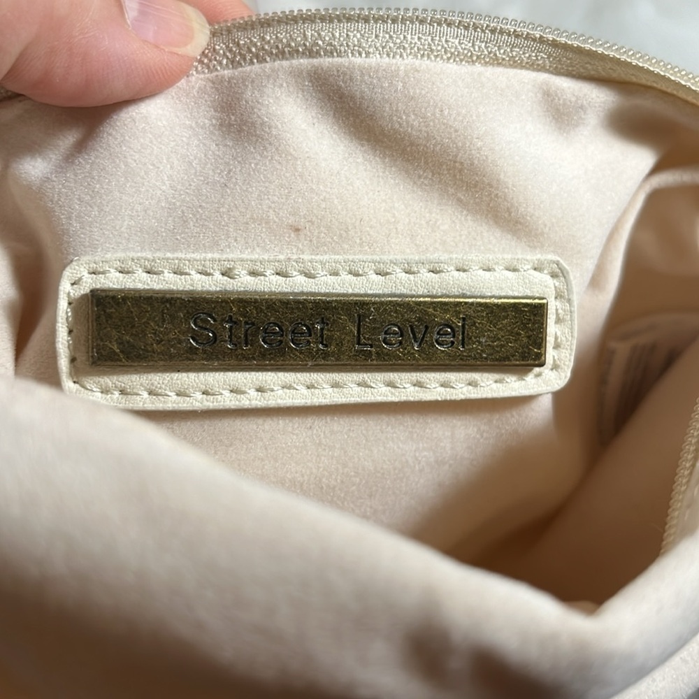 Street Level Color Block Snap Purse - Picture 9 of 11